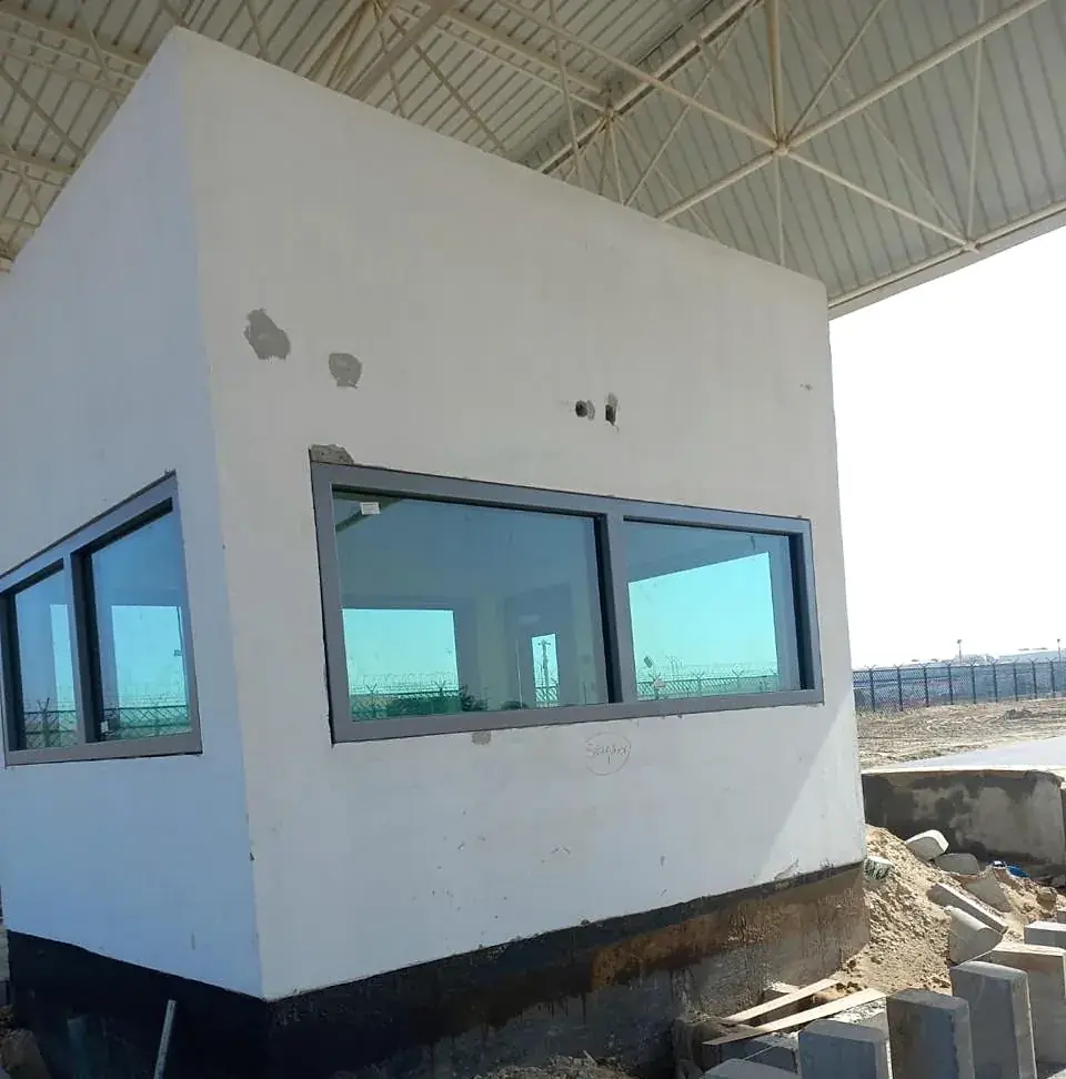 Guard house side elevation